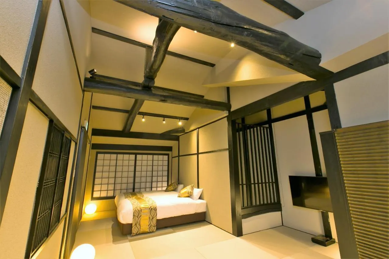 Hosta Umekoji Akari Villa Kyoto