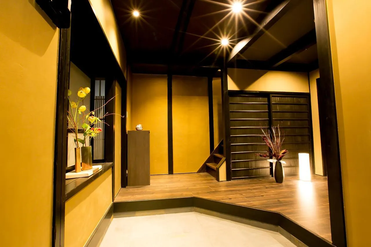 Hosta Umekoji Akari Villa Kyoto